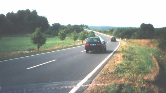 Waizendorf: verbauter Kr�ten�bergang